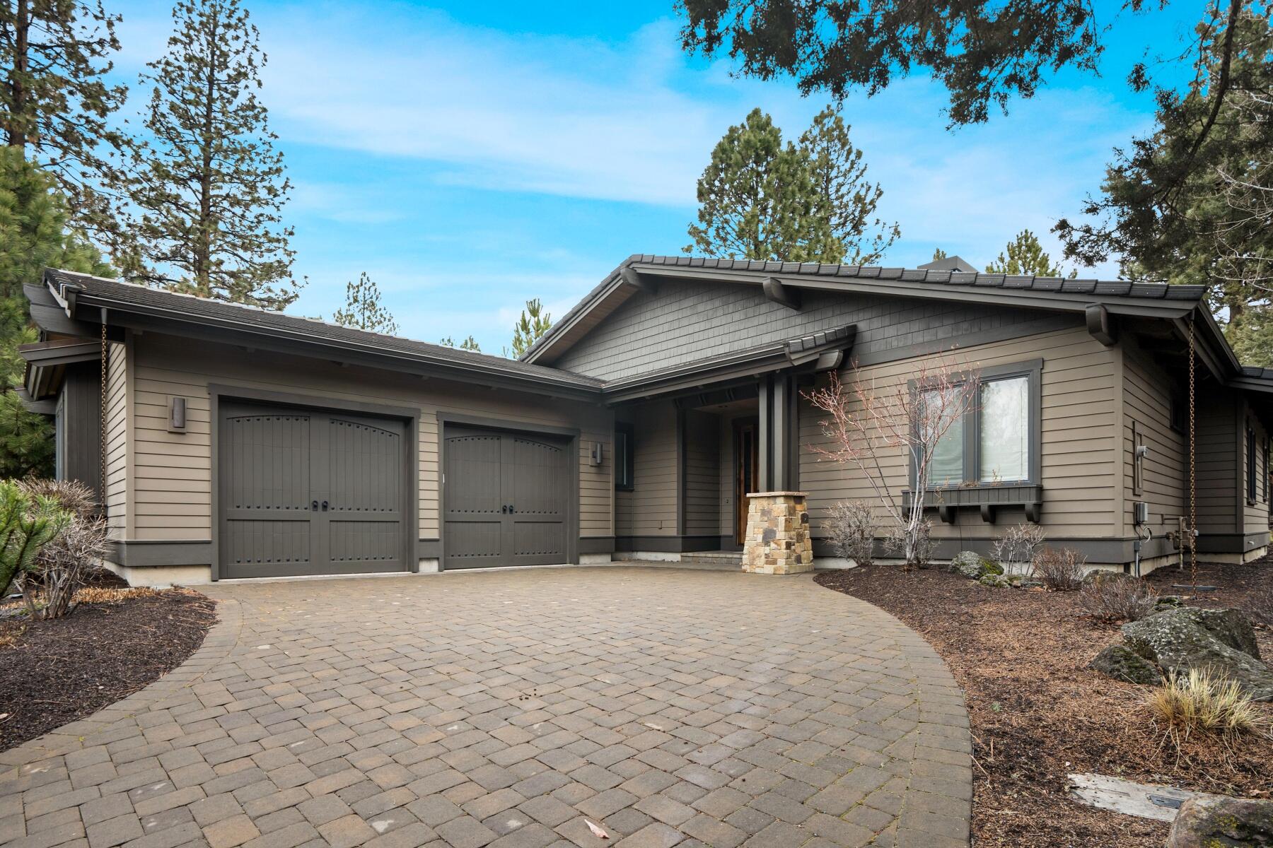 Broken Top - Residential