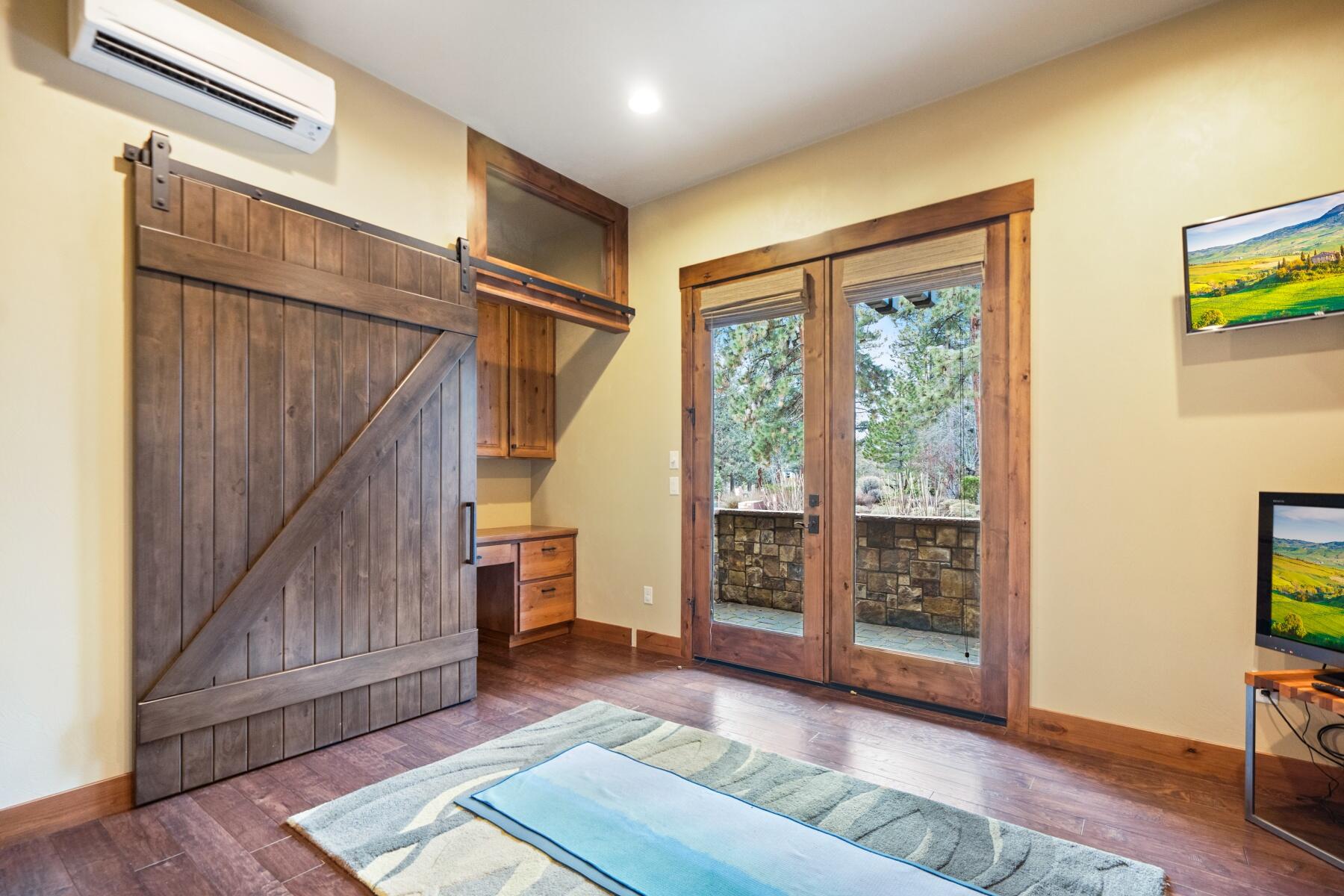 Broken Top - Residential