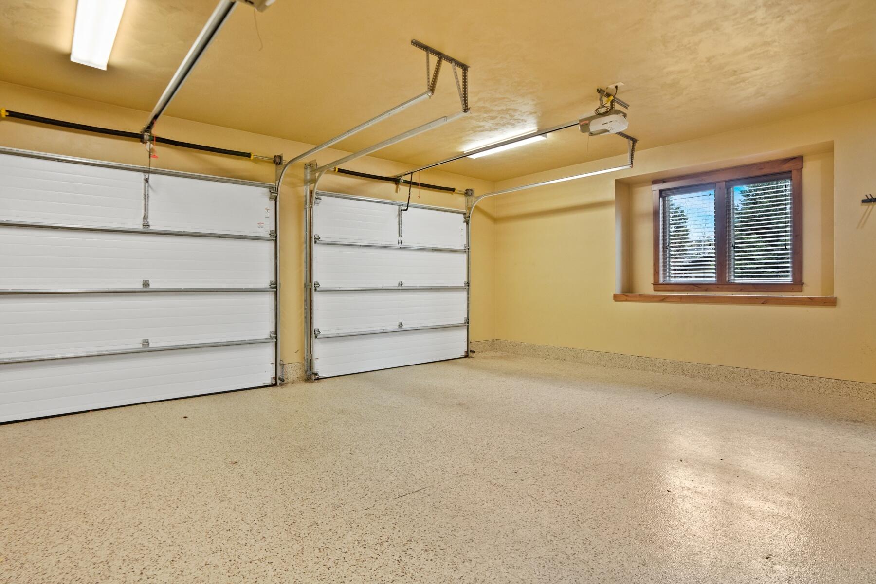 Broken Top - Residential