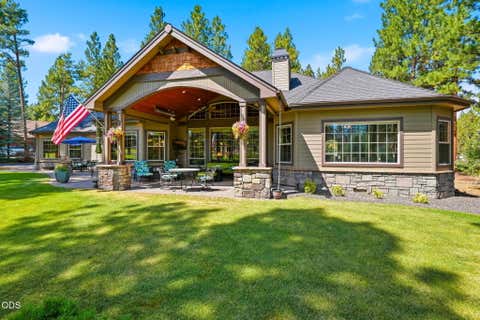 Tiny photo for 17147 Caddis Court, Sisters, OR 97759 (MLS # 220227407)