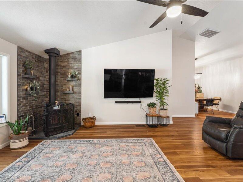 2716 Boone Circle