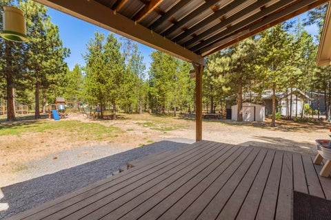 Tiny photo for 149112 Auderine Circle, La Pine, OR 97739 (MLS # 220221987)