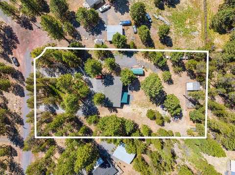 Tiny photo for 149112 Auderine Circle, La Pine, OR 97739 (MLS # 220221987)