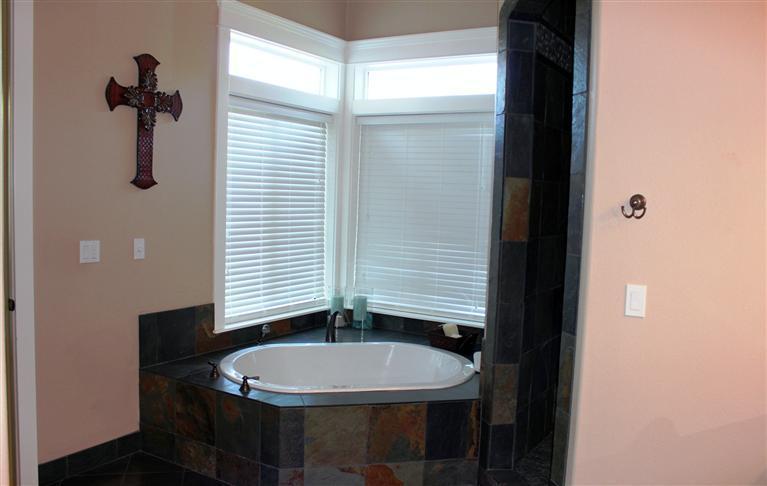 Rogue Ridge Estates - Residential