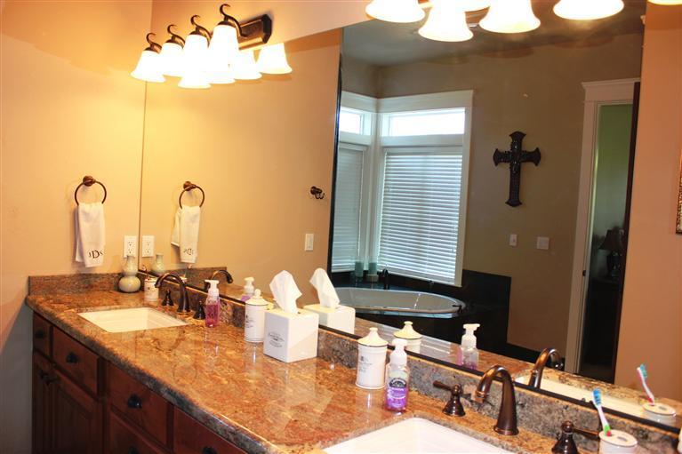 Rogue Ridge Estates - Residential