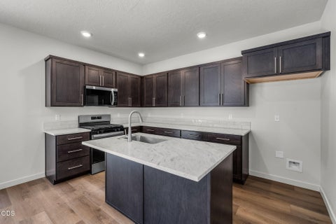 Tiny photo for 16682 Neil Court #7, La Pine, OR 97739 (MLS # 220228110)