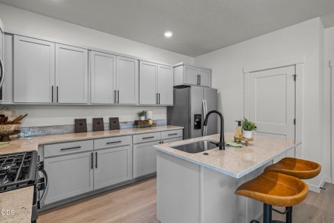Tiny photo for 16682 Neil Court #7, La Pine, OR 97739 (MLS # 220228110)