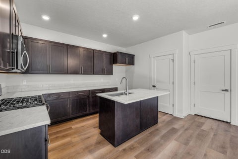 Tiny photo for 16682 Neil Court #7, La Pine, OR 97739 (MLS # 220228110)