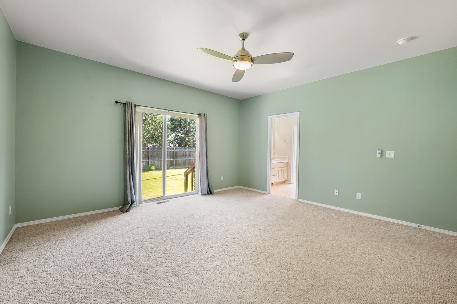 Hollow Pine Estate - Residential