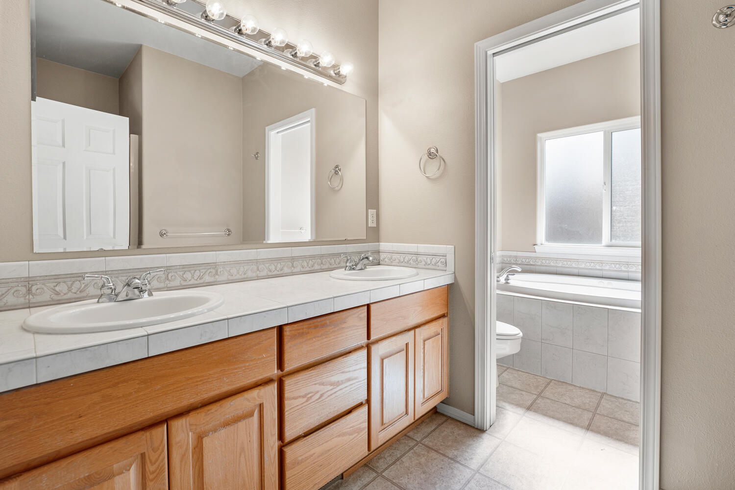 Hollow Pine Estate - Residential