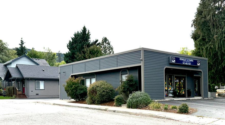 Sold only. 2508 sq' total divided between two separate buildings: 1860 sq' commercial building in front, and 648 sq' 1 bed/1 bath residence in back.