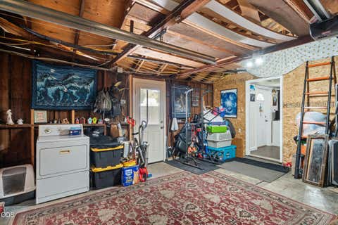 Tiny photo for 19 Vancouver Avenue, Medford, OR 97504 (MLS # 220226004)