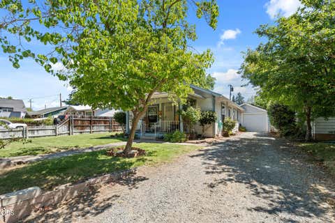 Tiny photo for 19 Vancouver Avenue, Medford, OR 97504 (MLS # 220226004)