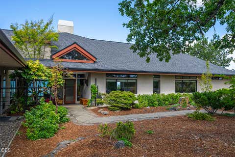Tiny photo for 7012 Pine Ridge Drive, Medford, OR 97504 (MLS # 220227486)
