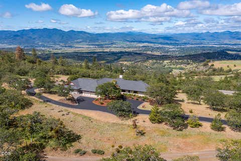 Tiny photo for 7012 Pine Ridge Drive, Medford, OR 97504 (MLS # 220227486)