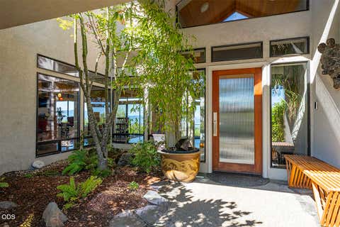Tiny photo for 7012 Pine Ridge Drive, Medford, OR 97504 (MLS # 220227486)
