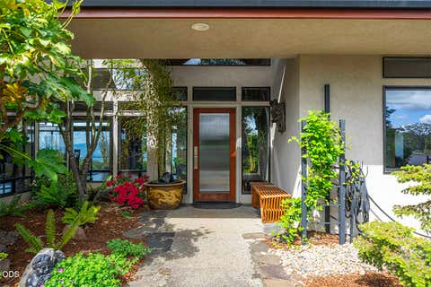 Tiny photo for 7012 Pine Ridge Drive, Medford, OR 97504 (MLS # 220227486)