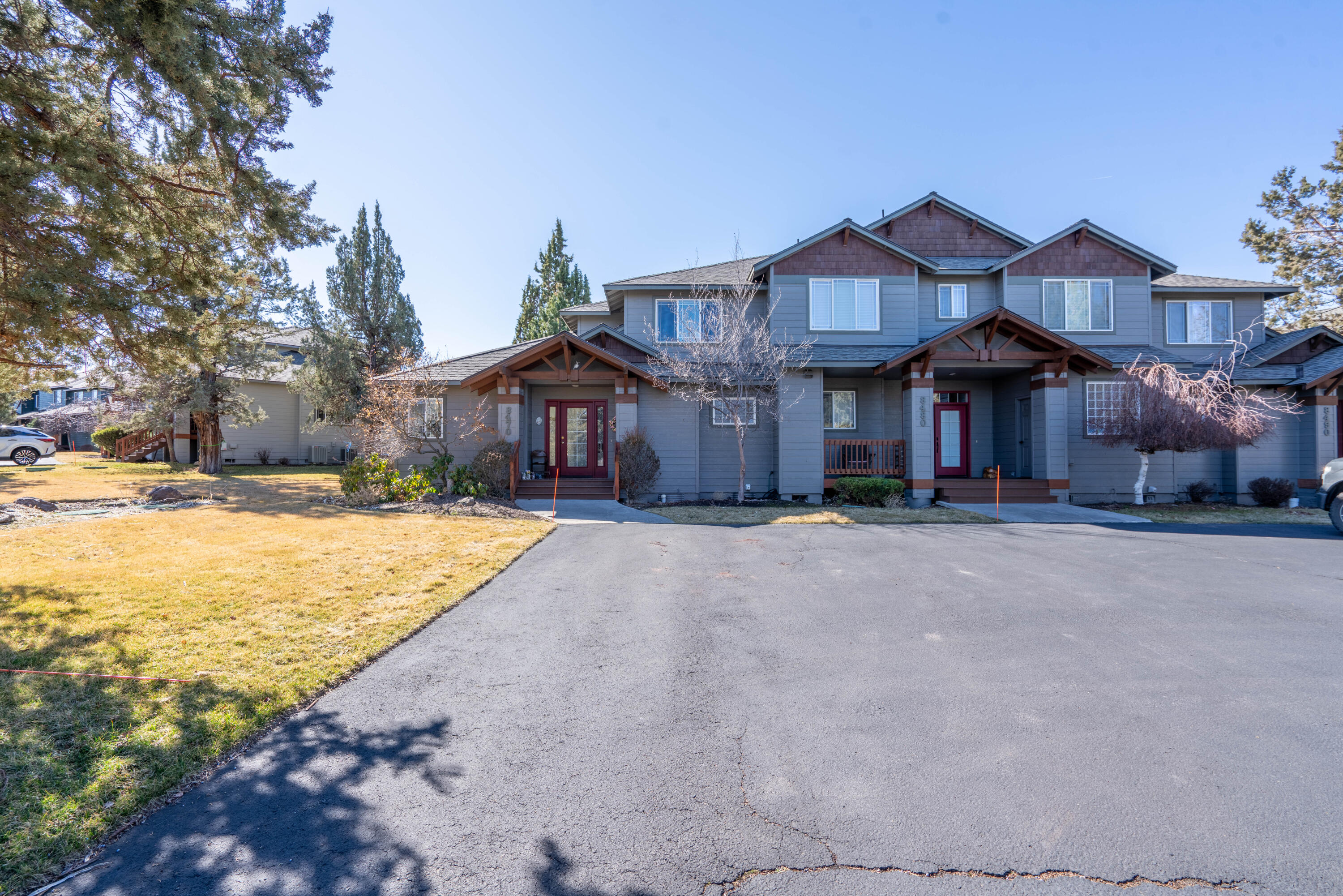 8470 Golden Pheasant Court