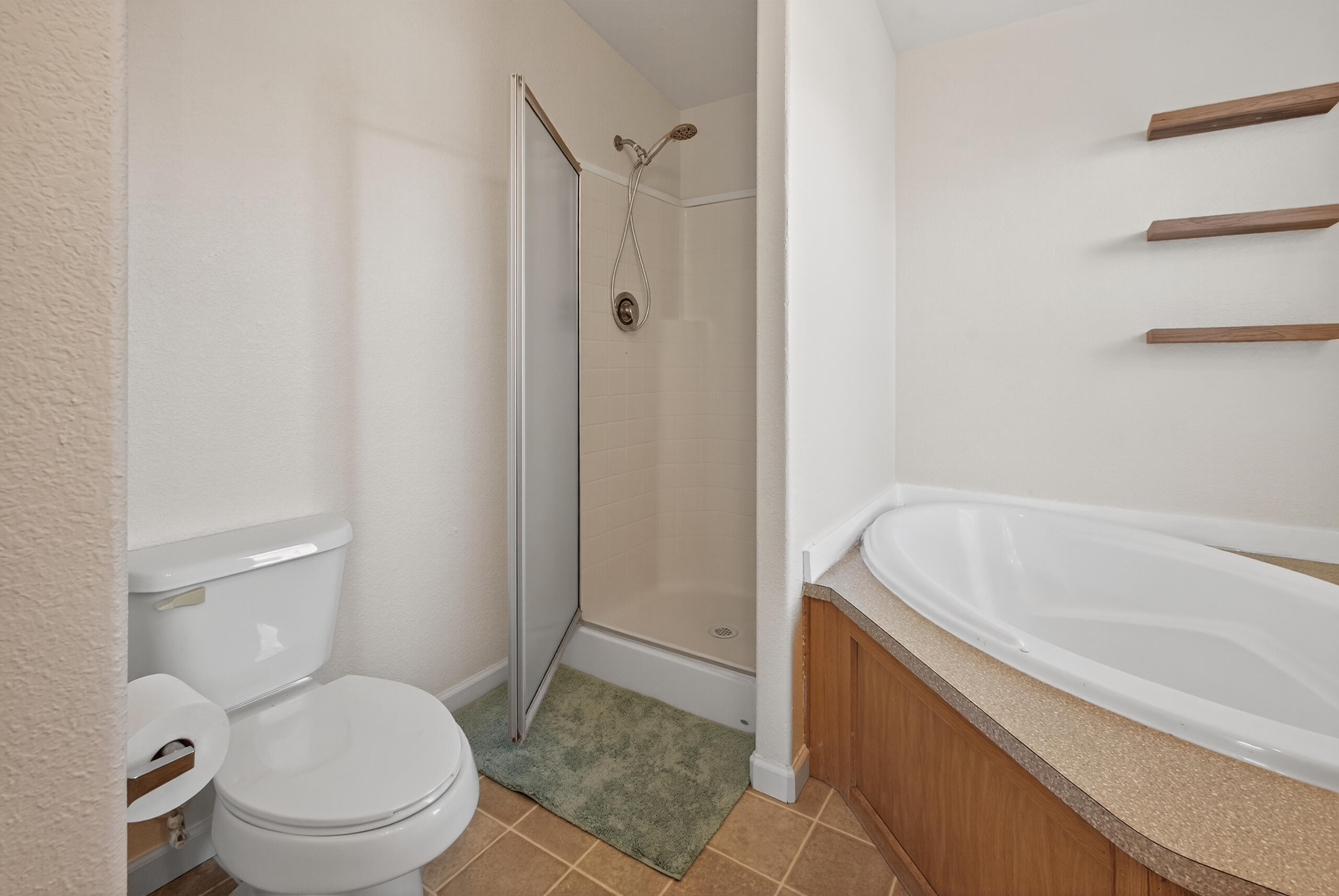 Ni Lah Sha Village - Residential