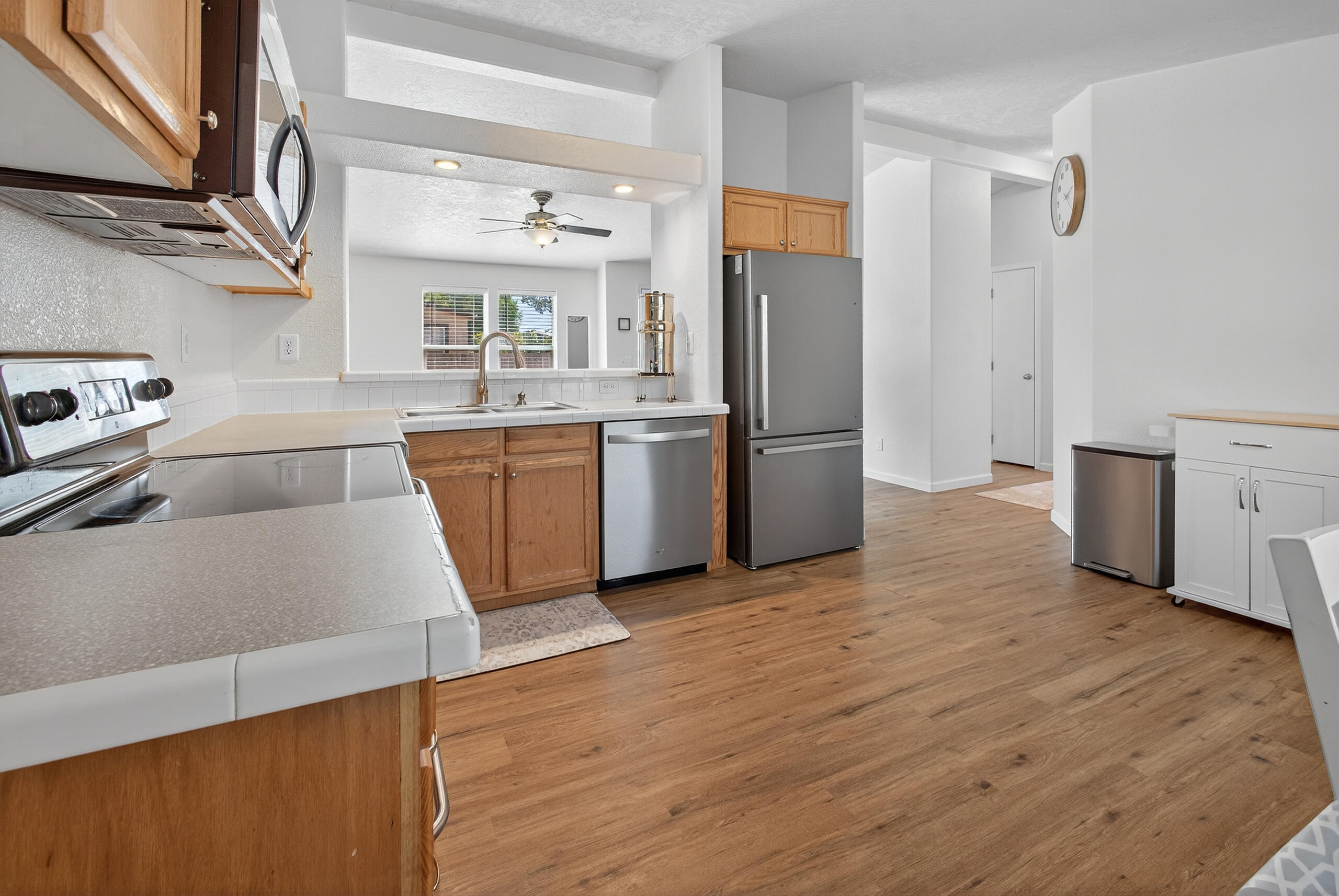 Ni Lah Sha Village - Residential