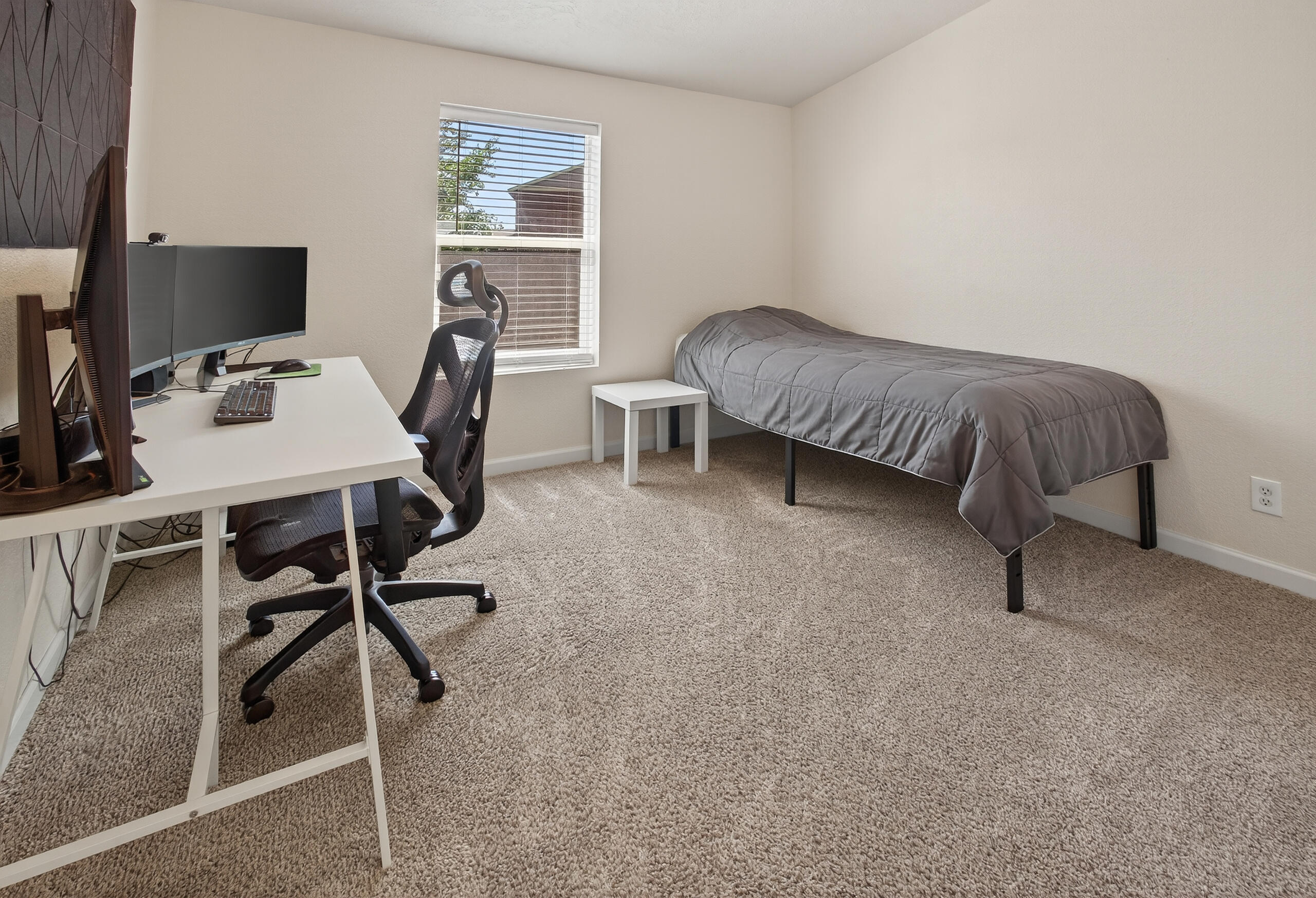 Ni Lah Sha Village - Residential