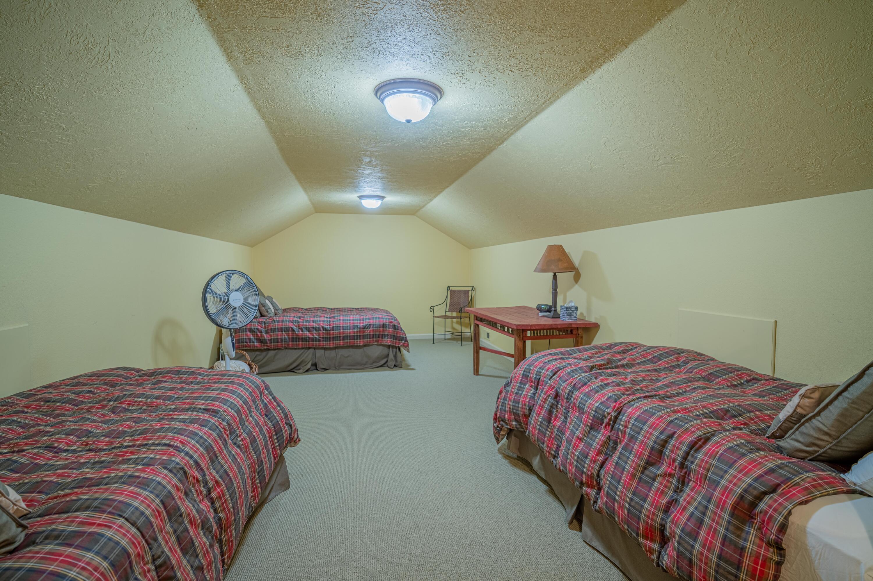 Fairway Point Villag - Residential