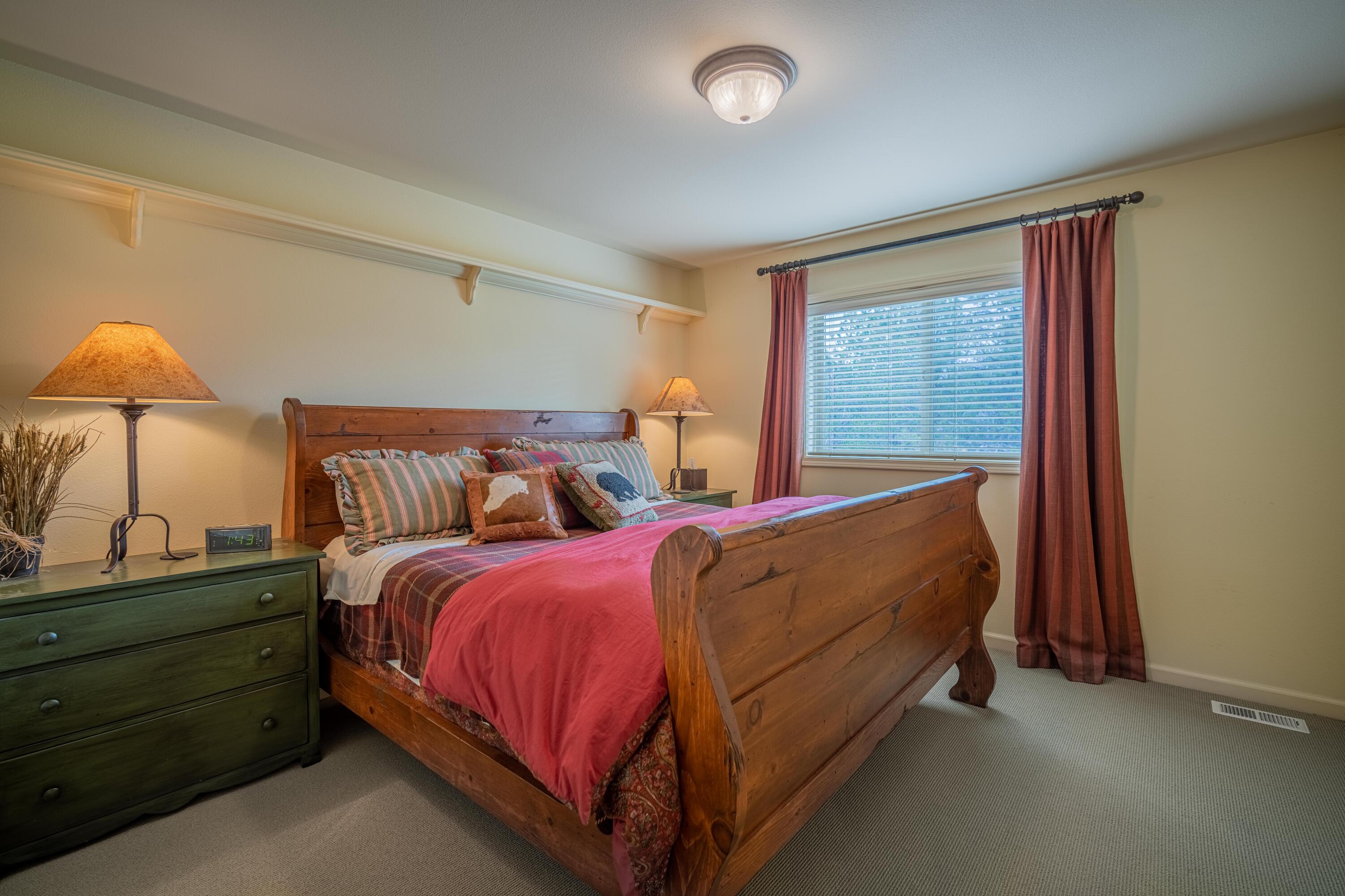 Fairway Point Villag - Residential