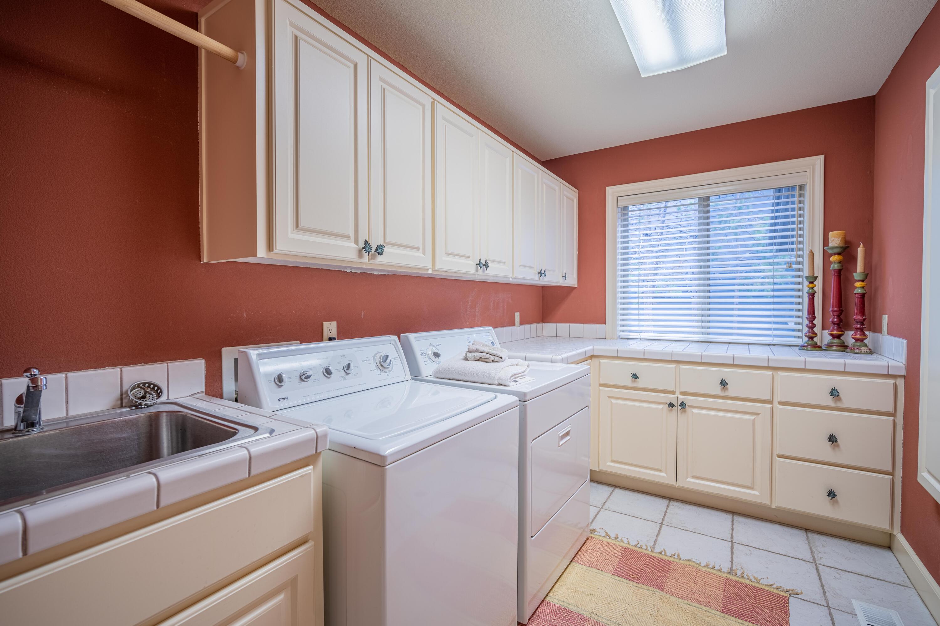 Fairway Point Villag - Residential