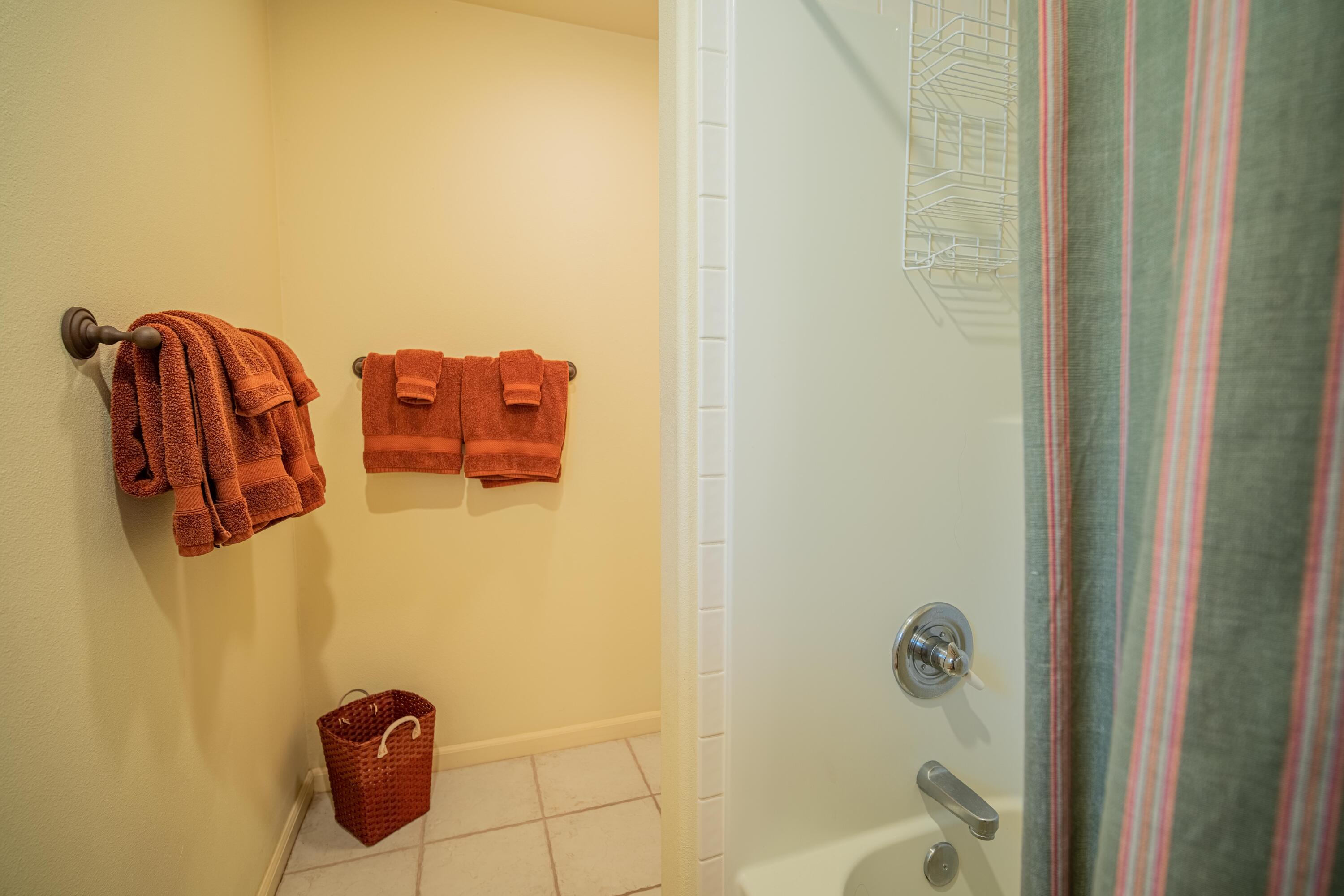 Fairway Point Villag - Residential