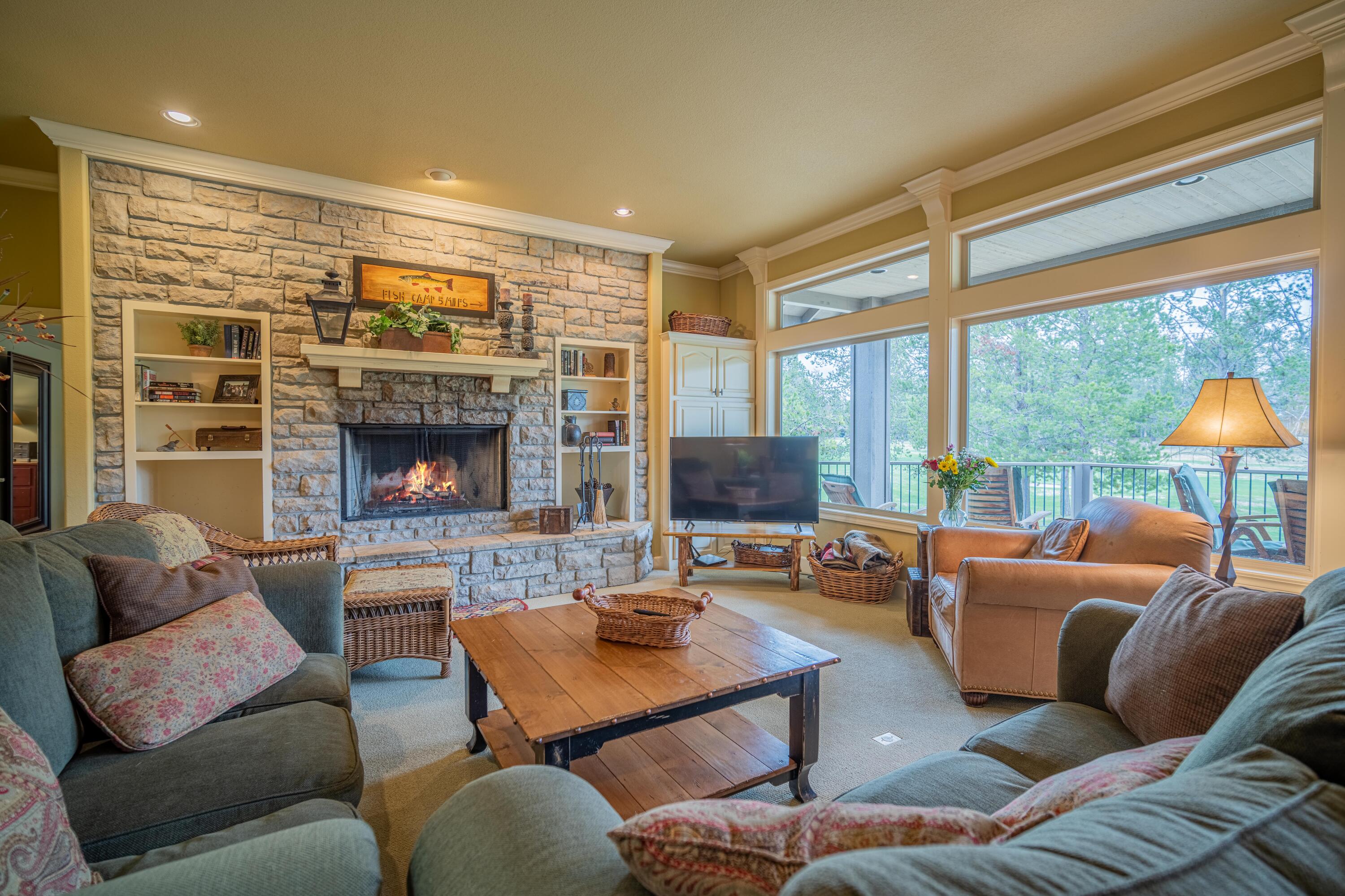 Fairway Point Villag - Residential