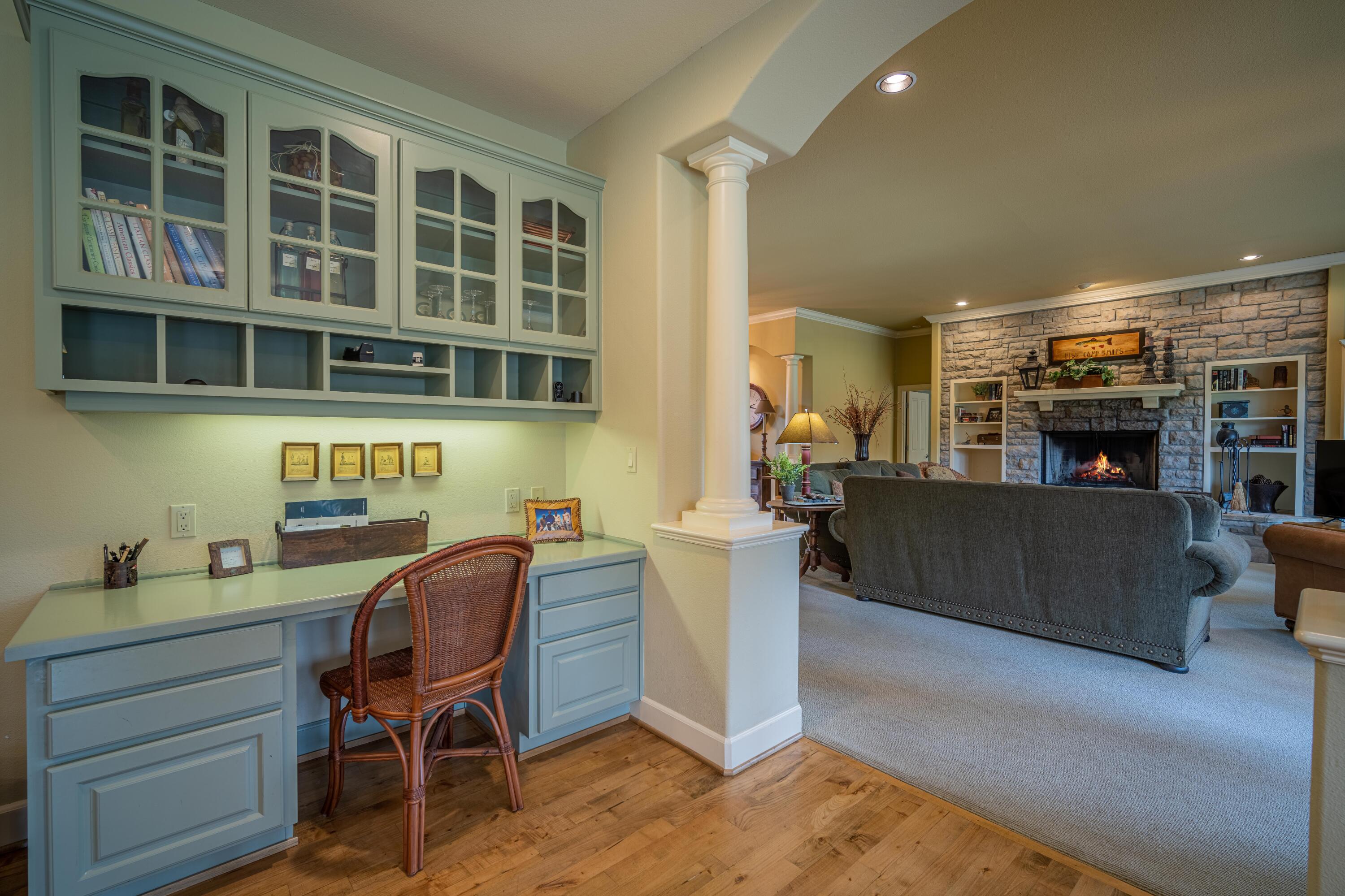 Fairway Point Villag - Residential