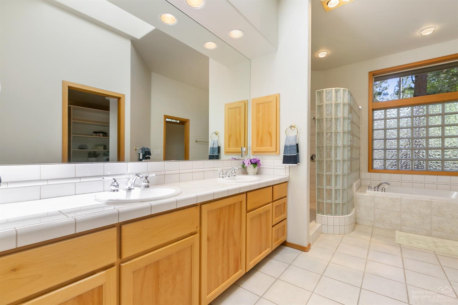Awbrey Glen - Residential