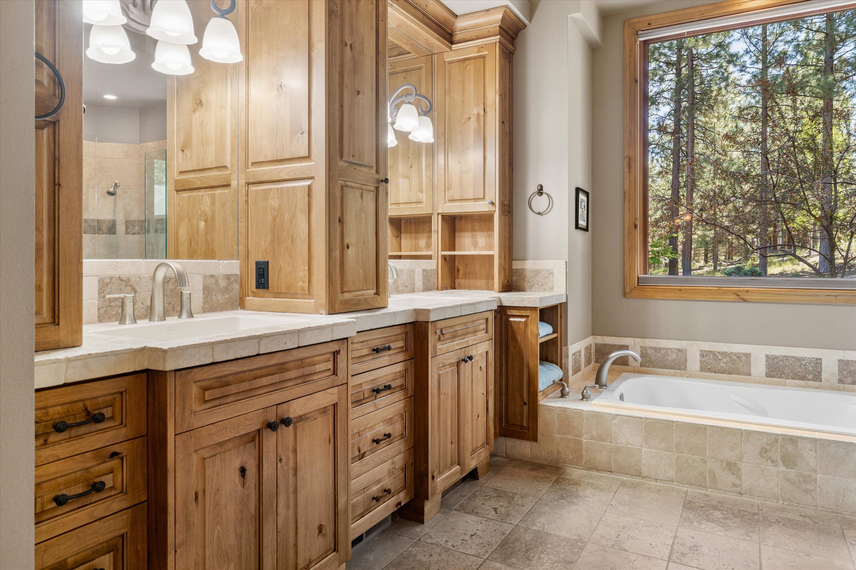 Awbrey Glen - Residential