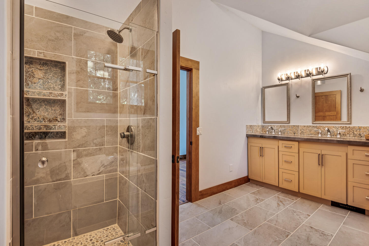 Staats - Residential