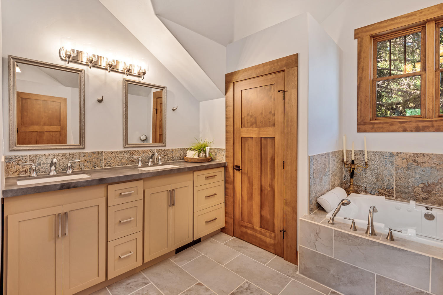 Staats - Residential