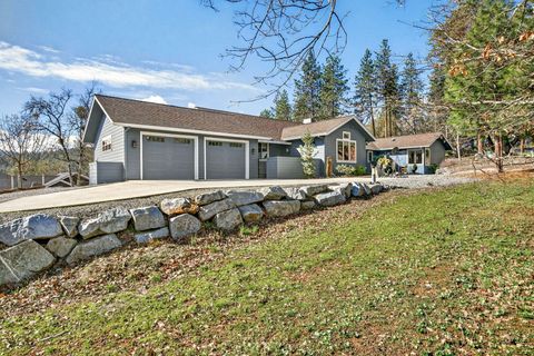 Tiny photo for 814 Steeple View Drive, Jacksonville, OR 97530 (MLS # 220217264)