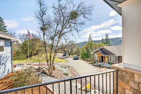 Tiny photo for 814 Steeple View Drive, Jacksonville, OR 97530 (MLS # 220217264)