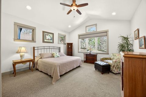 Tiny photo for 814 Steeple View Drive, Jacksonville, OR 97530 (MLS # 220217264)