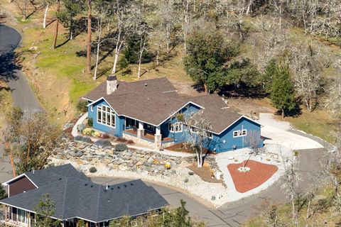 Tiny photo for 814 Steeple View Drive, Jacksonville, OR 97530 (MLS # 220217264)