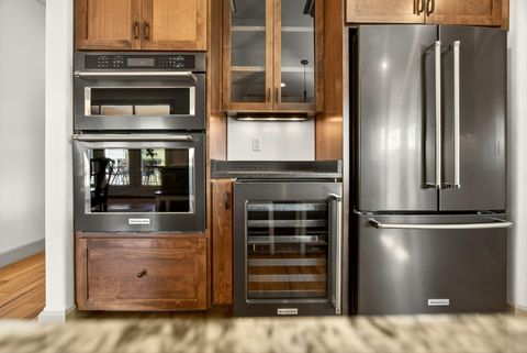 Tiny photo for 814 Steeple View Drive, Jacksonville, OR 97530 (MLS # 220217264)