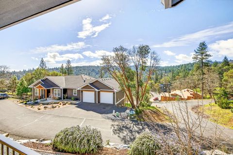 Tiny photo for 814 Steeple View Drive, Jacksonville, OR 97530 (MLS # 220217264)