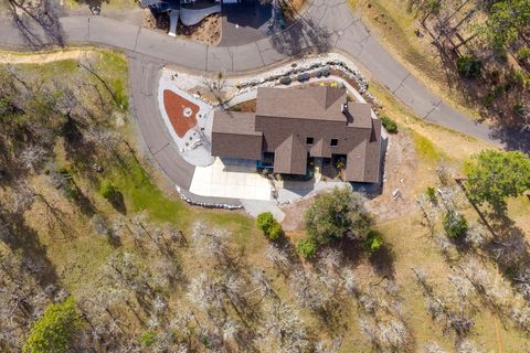 Tiny photo for 814 Steeple View Drive, Jacksonville, OR 97530 (MLS # 220217264)
