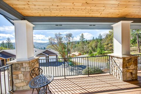 Tiny photo for 814 Steeple View Drive, Jacksonville, OR 97530 (MLS # 220217264)