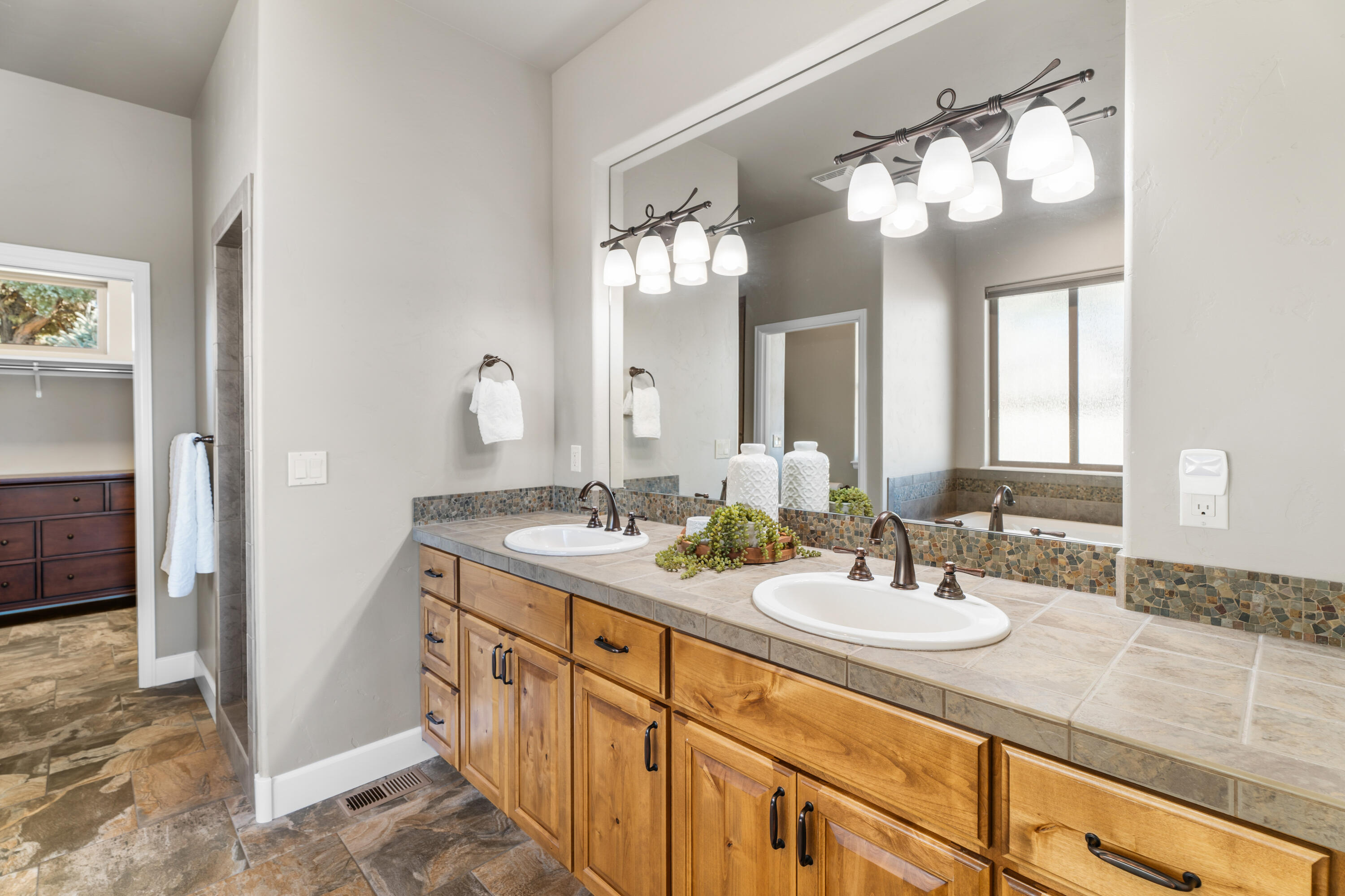 Ridge At Eagle Crest - Residential