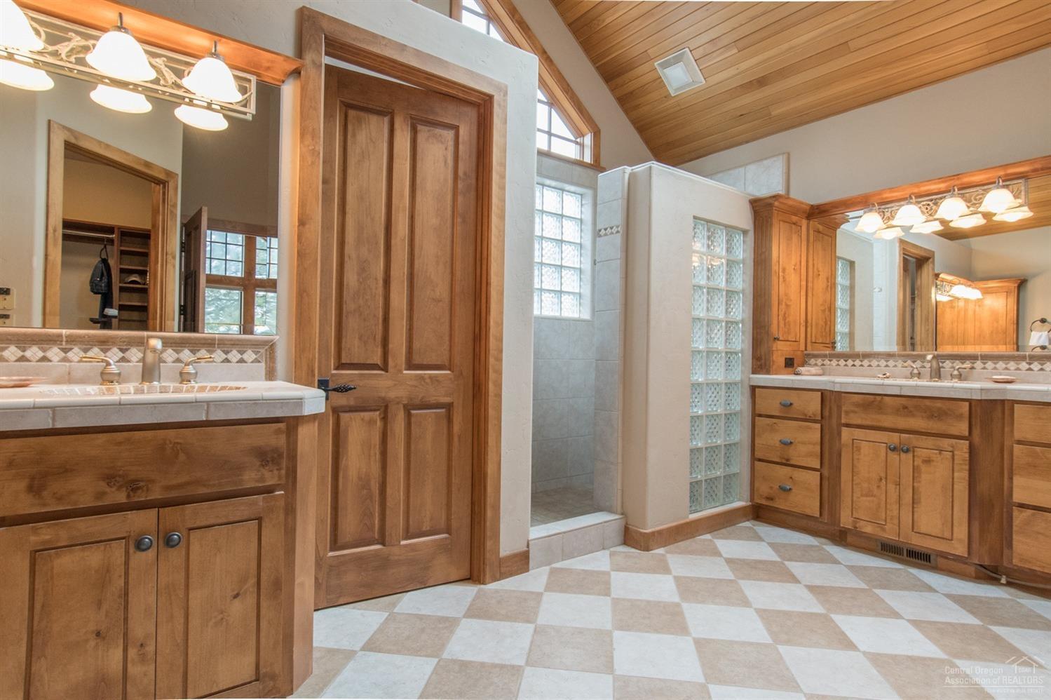 Awbrey Butte - Residential