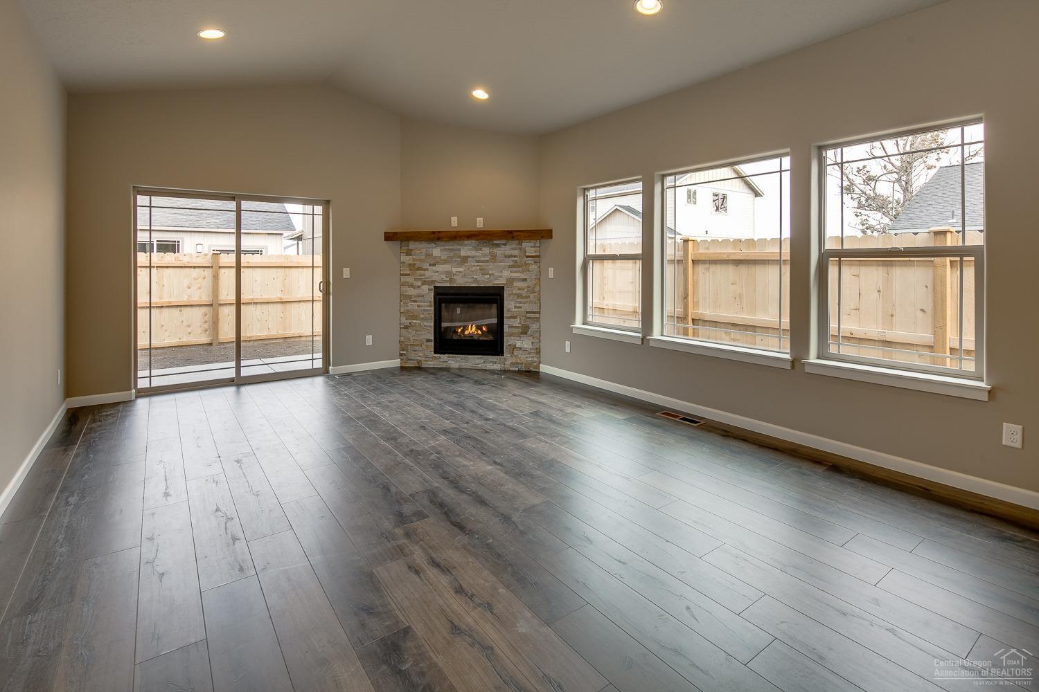 Fieldstone Crossing - Residential