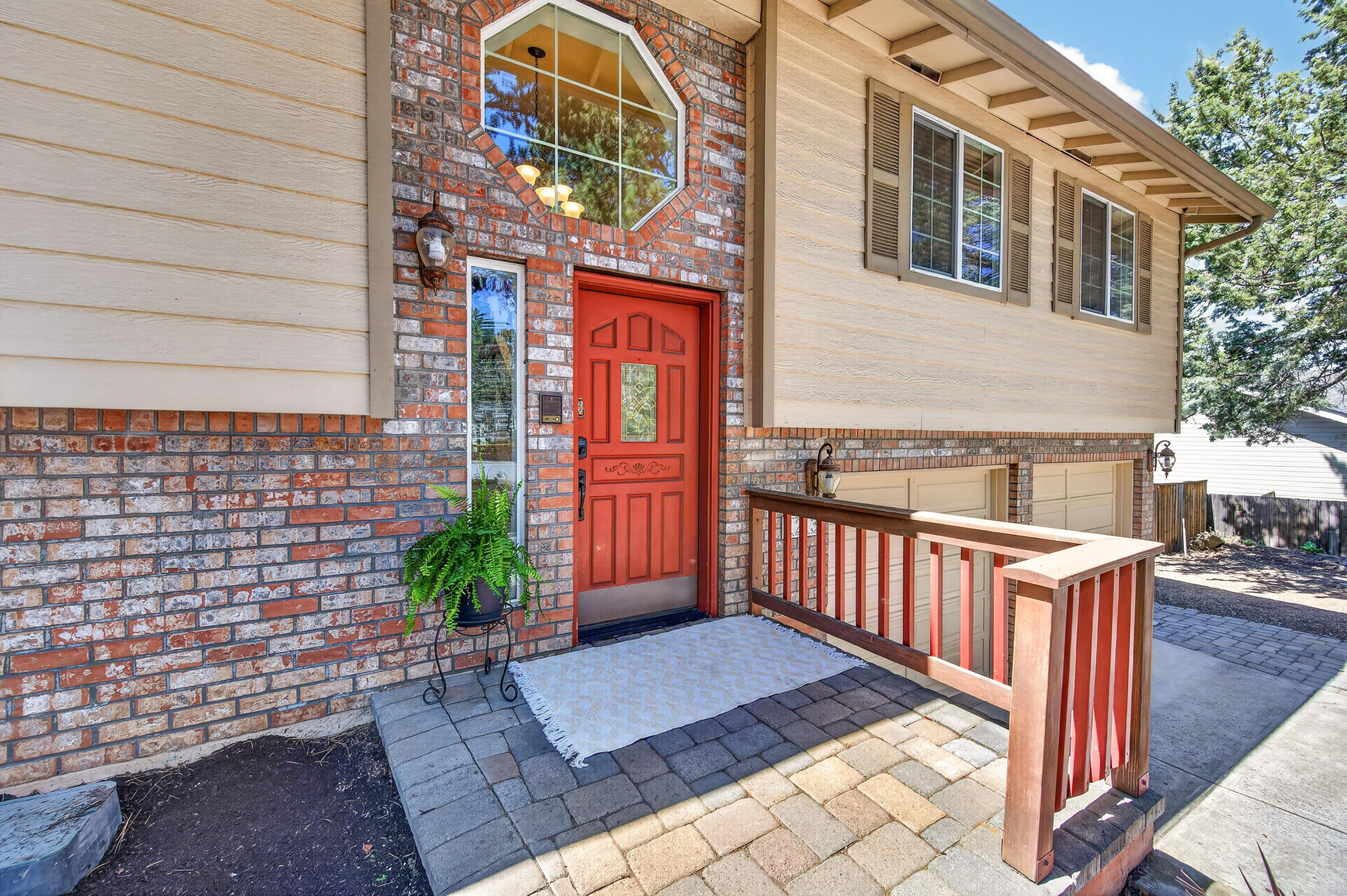 1213 SE Teakwood Drive