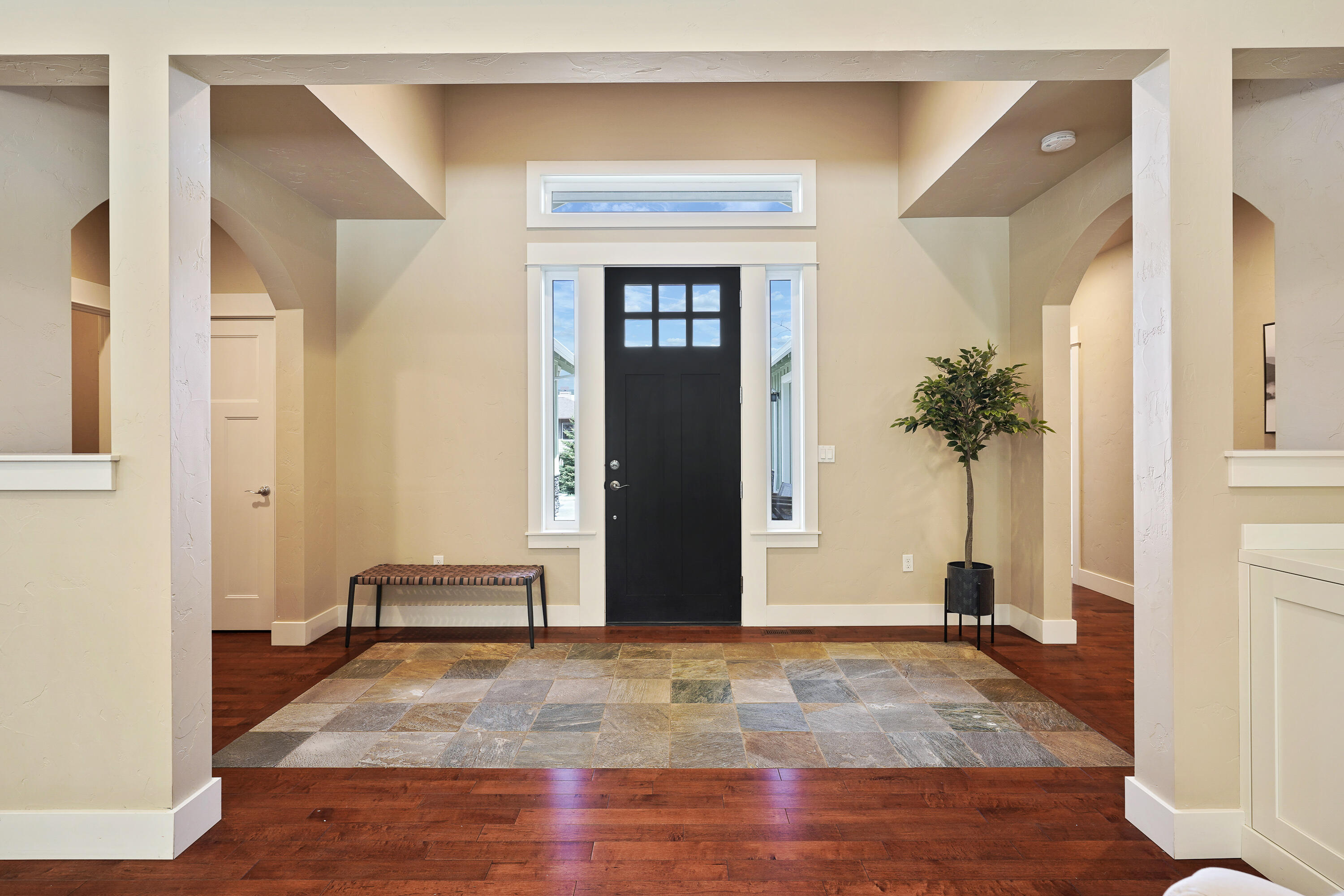 3439 NW Bryce Canyon Lane