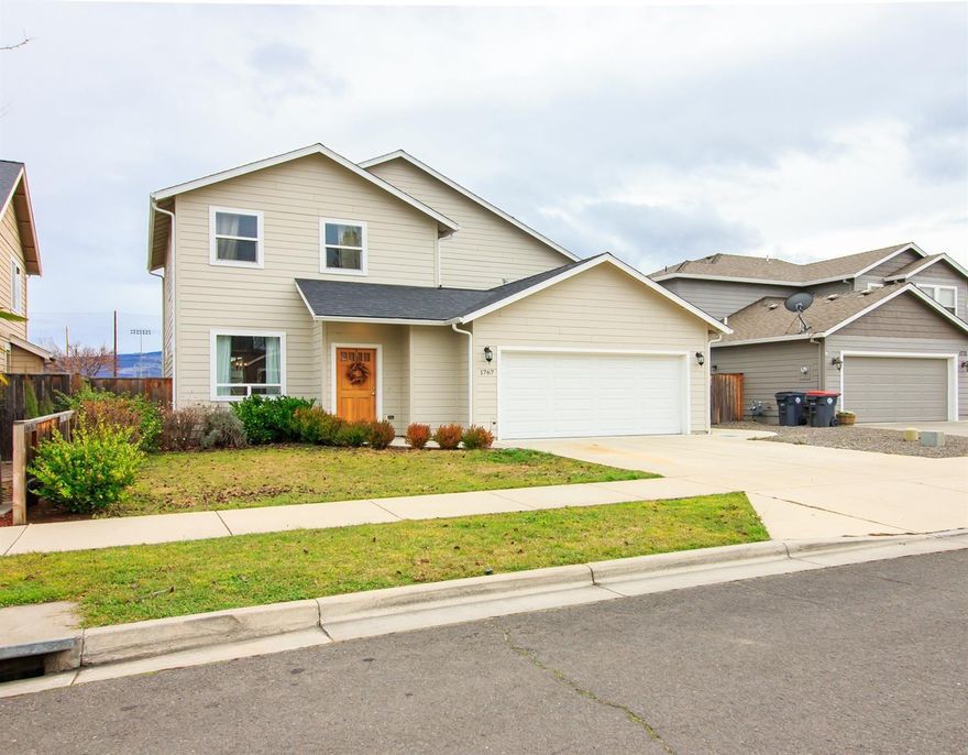 Move in ready Southwest Medford home now available.! This 2012 built home features 1808 sq feet with 3 bedrooms and 2 1/2 baths. The great room is open to the dining and powder rooms. Kitchen offers granite counters, breakfast bar, stainless appliances, pantry, tons of storage and is open to the family room area. Upstairs, you'll find a spacious master bedroom and master bath with granite counters with dual sinks and walk-in closet along with 2 additional bedrooms and hall bath with granite counter. Fenced backyard with in ground sprinklers and patio. Situated in the desirable Griffin Creek School district... Welcome Home! Seller is related to the Listing Agent.