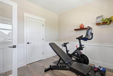 Tiny photo for 406 SE Sumner Drive, Prineville, OR 97754 (MLS # 220224828)